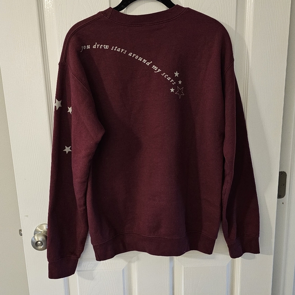 Taylor Swift the stars around my scars Red/Maroon Pullover Crewneck Size Small - Picture 4 of 5